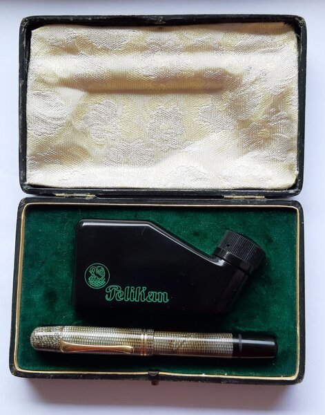 Pelikan 101N Lizard (2) (1938)