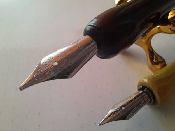 Any pens with similar nibs to dip pen nibs? : r/fountainpens