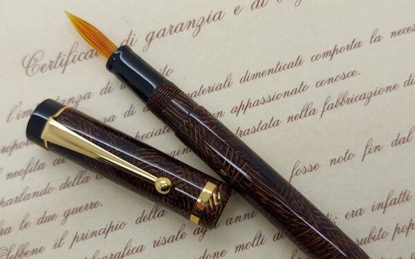 Visconti Classic with glass nib 2.jpg