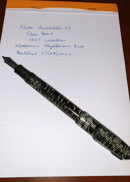 vacumatic silver pearl os.jpg