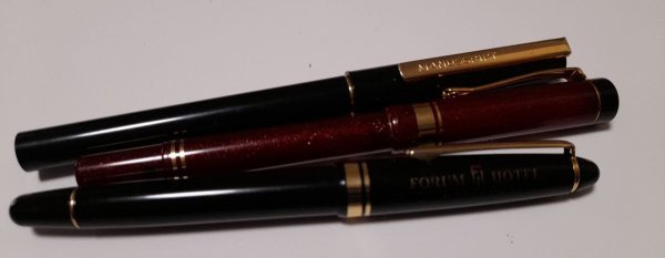 3oldpens.jpg