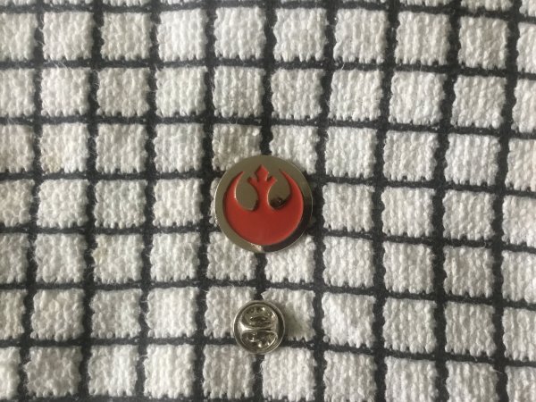 Rebel Alliance pin/badge