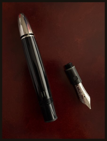 Montblanc 149 The Origin, screwed.jpg