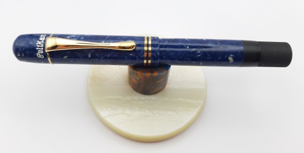 Pelikan M101 1935 Lapis Blau_01.jpg