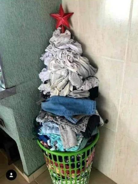 Laundry Xmas Tree.png