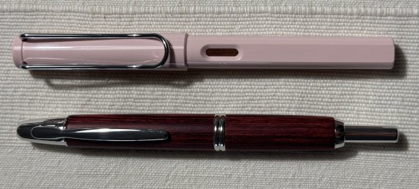 pilot capless - comparison - capped.jpg