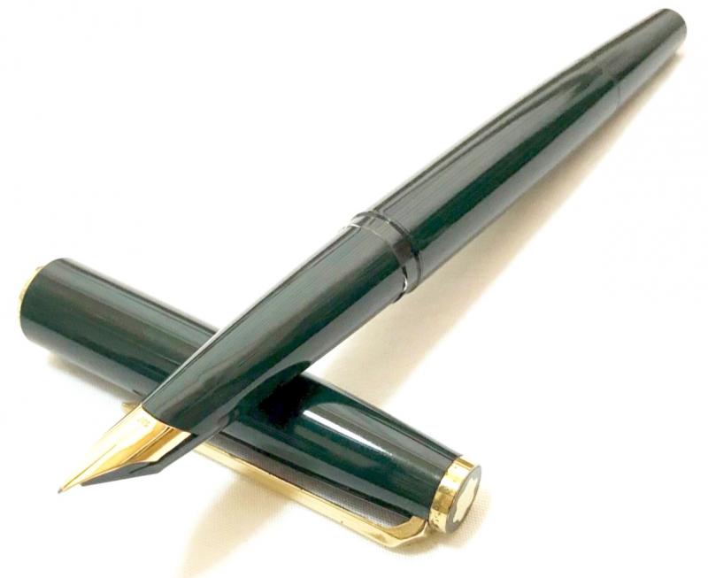 Montblanc 320 fountain discount pen