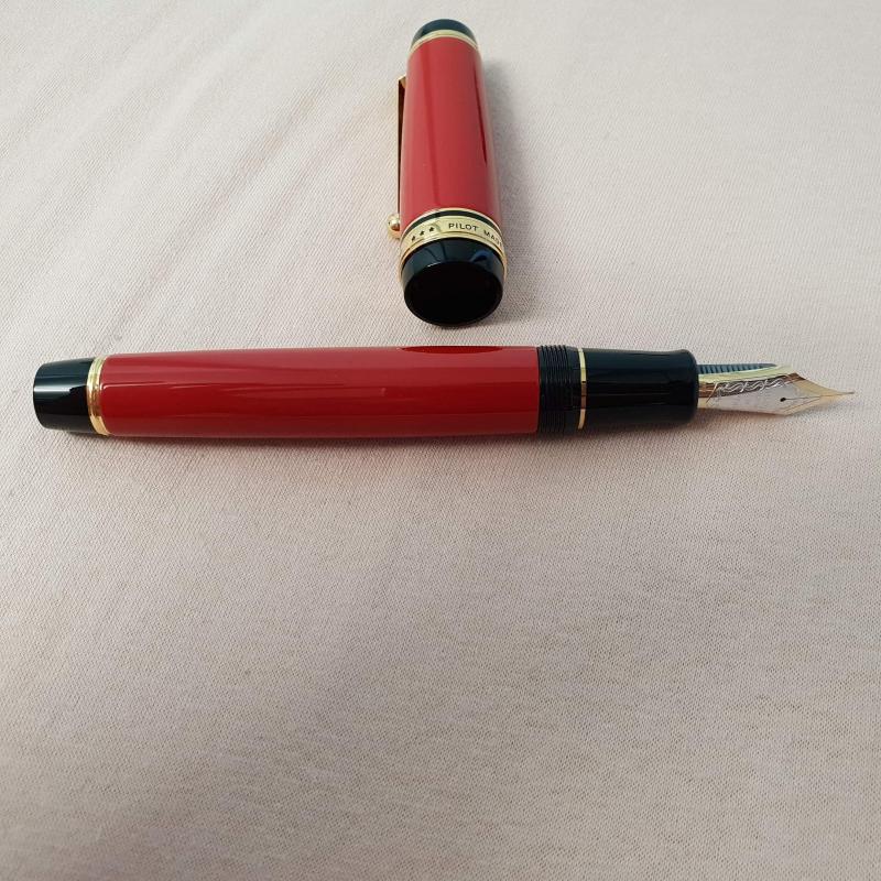 Urushi Lead Holder - Red Urushi Lacquer | Kitaboshi Pencil Co.
