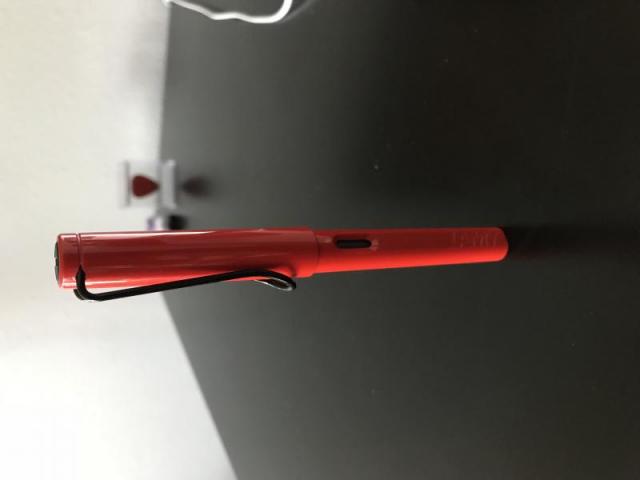 Is This A Lamy Safari? - Lamy - The Fountain Pen Network