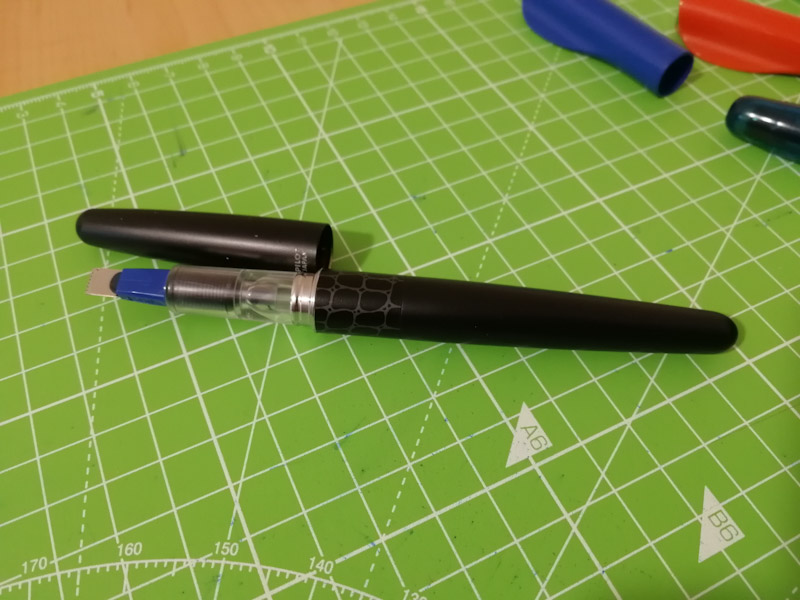 Left Hand Pilot Parallel Pen (modified)