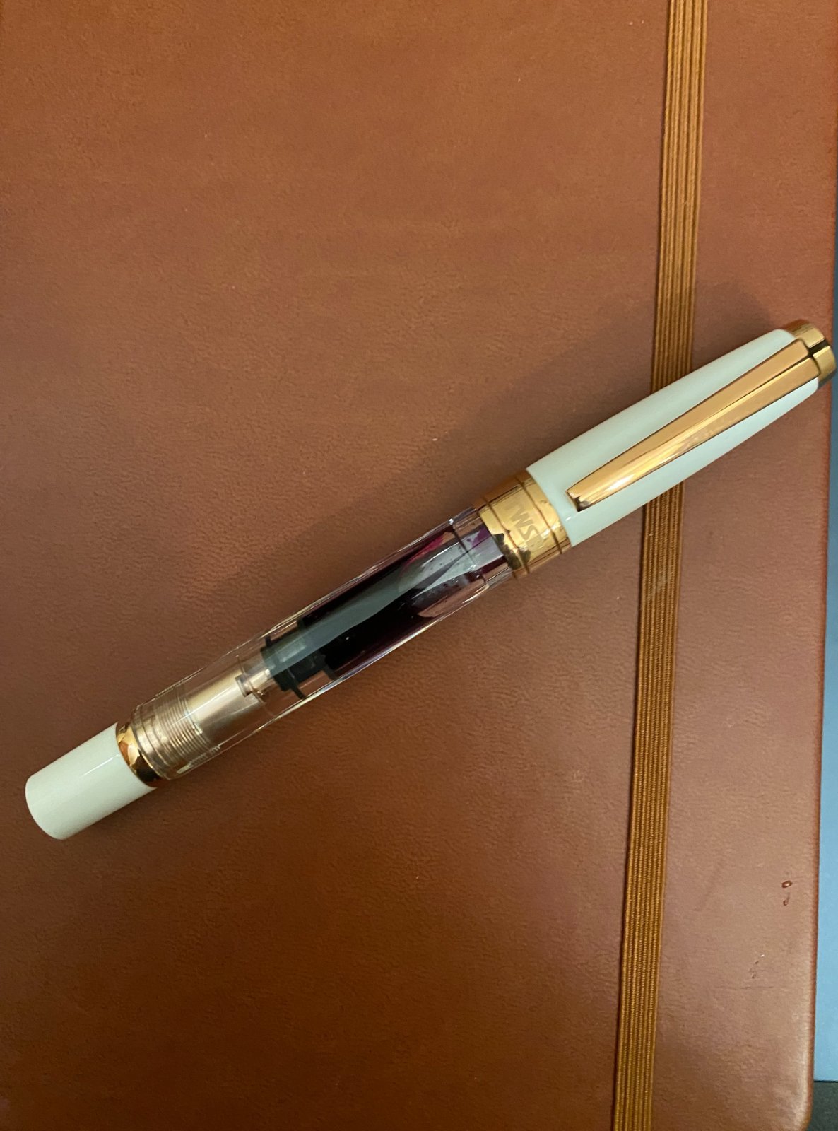 TWSBI Diamond 580 Fountain Pen - White Rose Gold II Medium