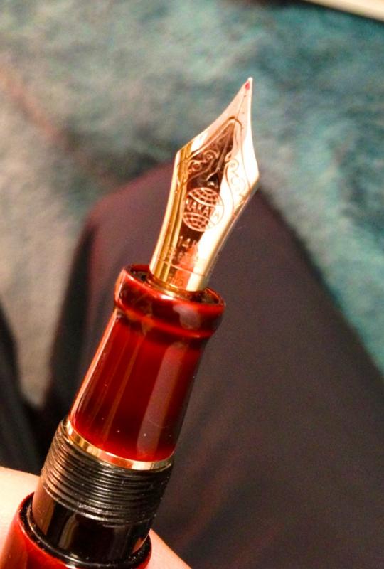 Nakaya Portable Writer Maple Leaves