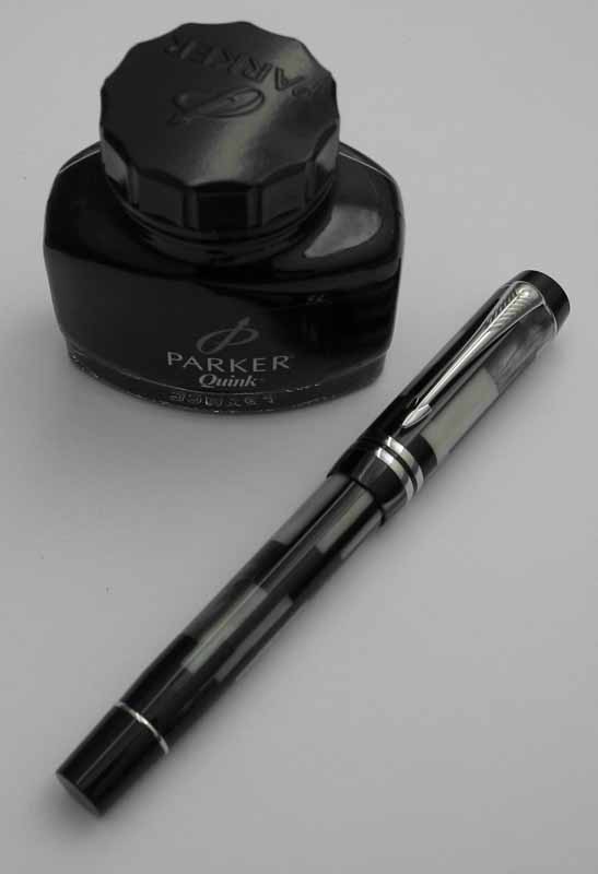 Parker Duofold Centennial Black Mosaic Fountain Pen Medium Nib New In Box