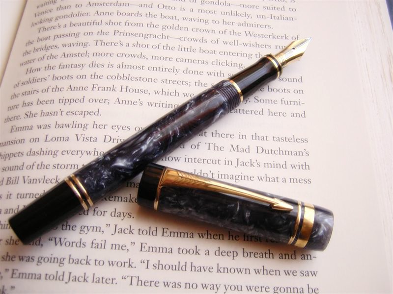 Parker Duofold International Special Edition Fountain Pen - Black Mosaic,  18k Medium (Excellent + in Box, Works Well) - Peyton Street Pens